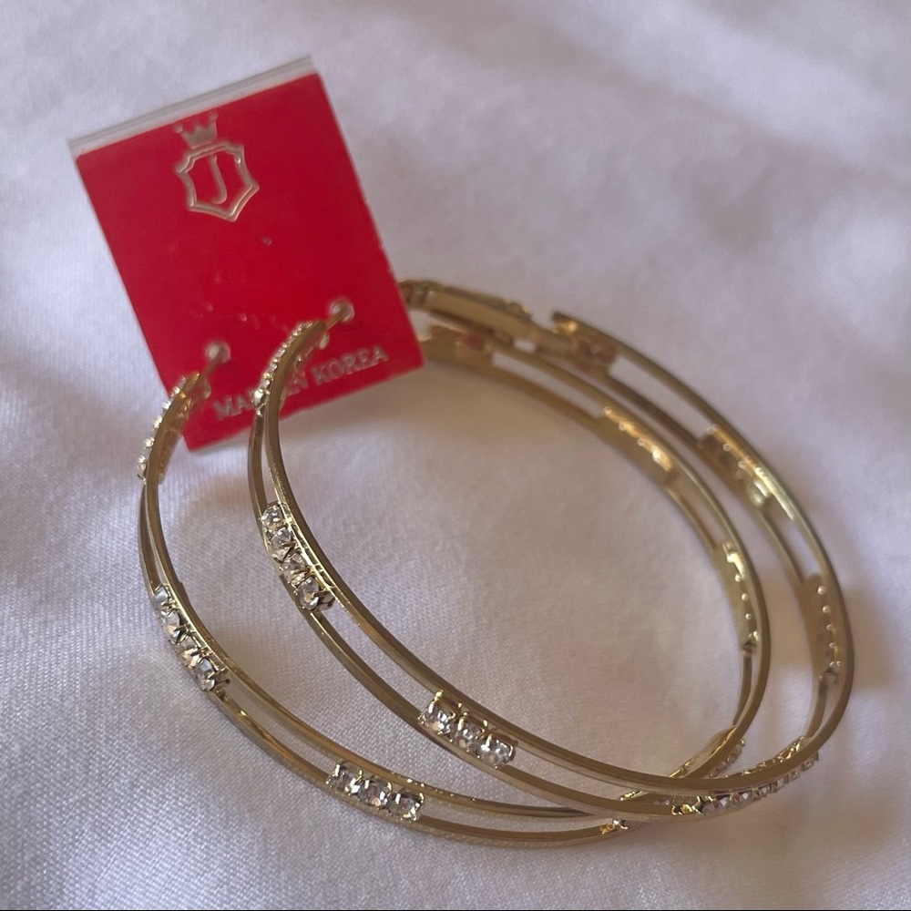 EARRINGS - Brand new hoop earrings